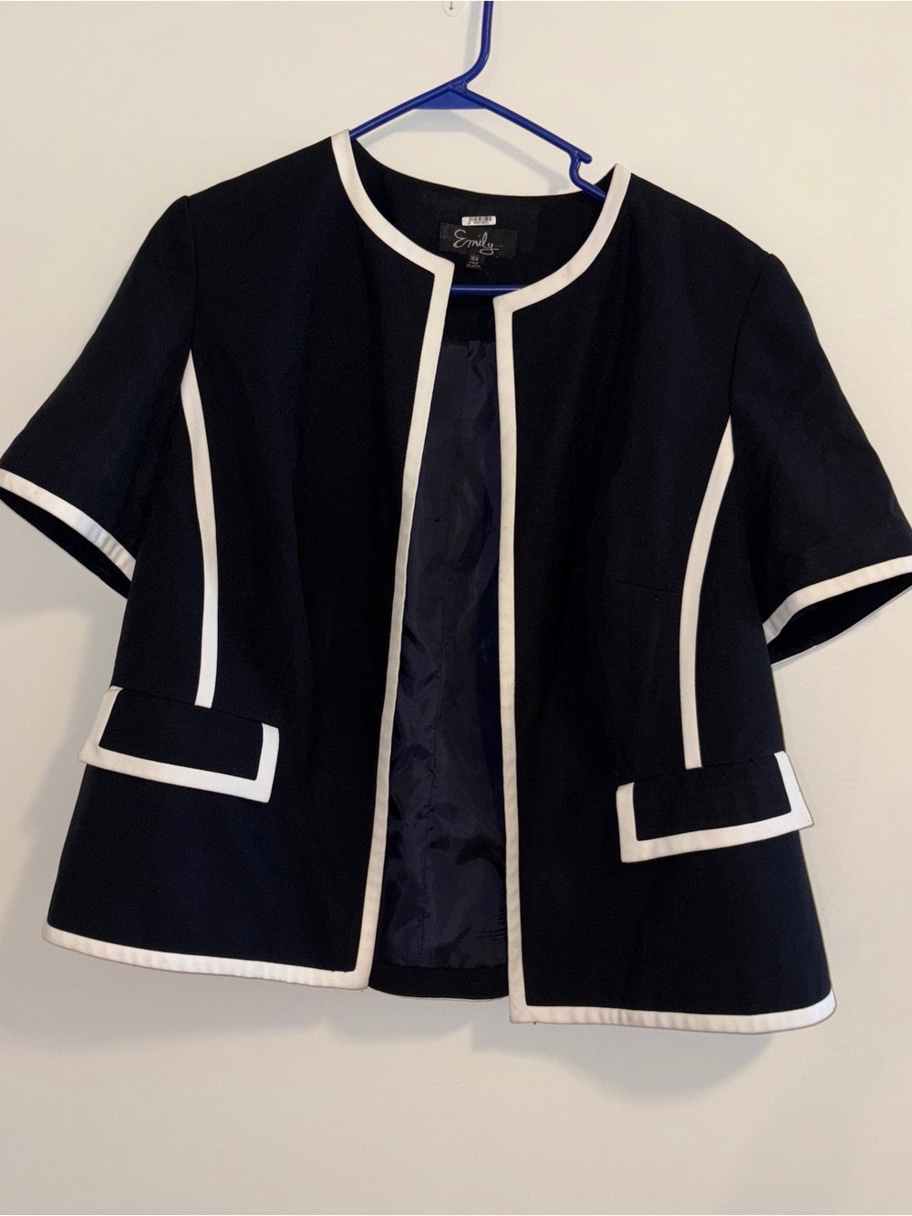Women’s Navy & White Short Sleeve Blazer Size: 16W